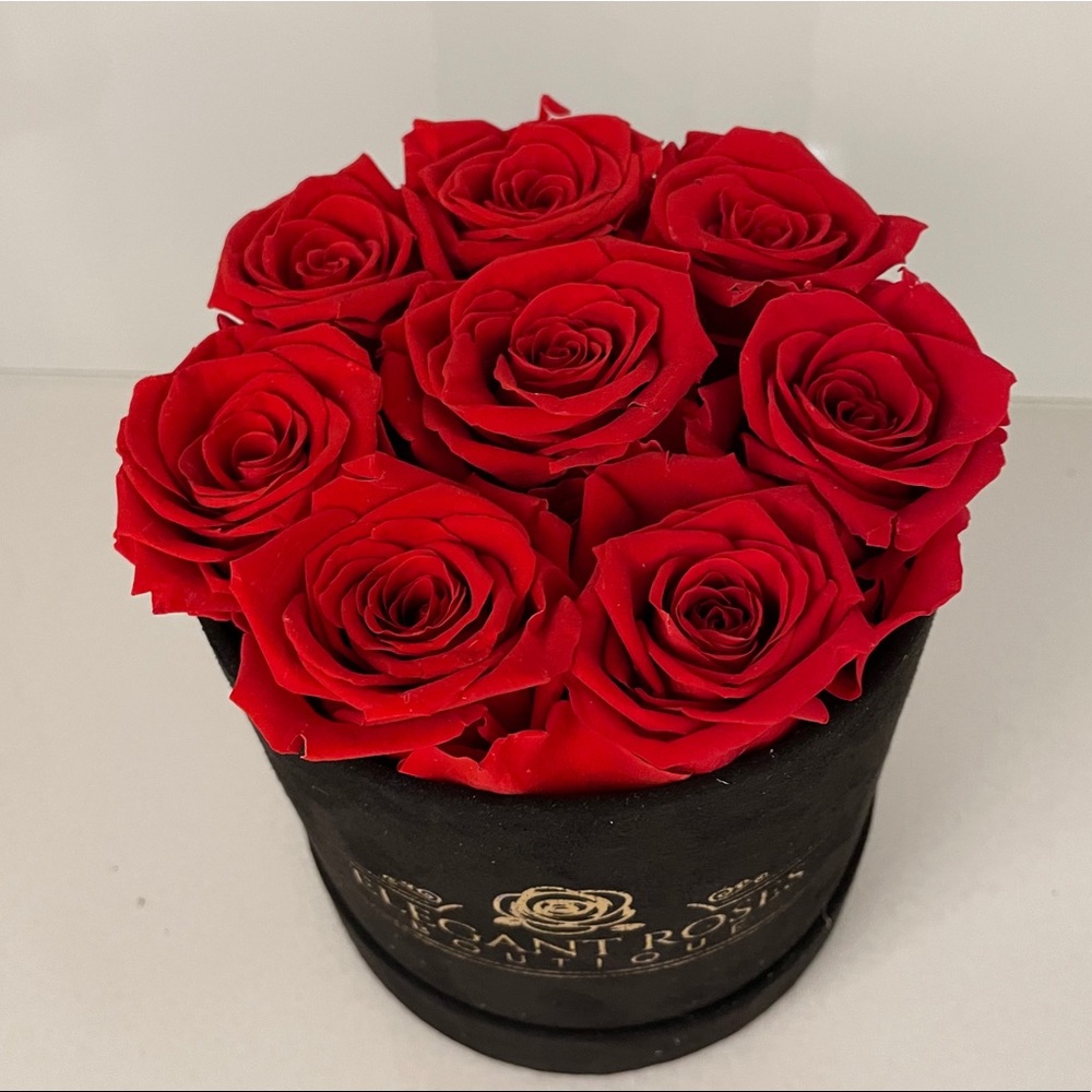 Real roses, preserved 🌹